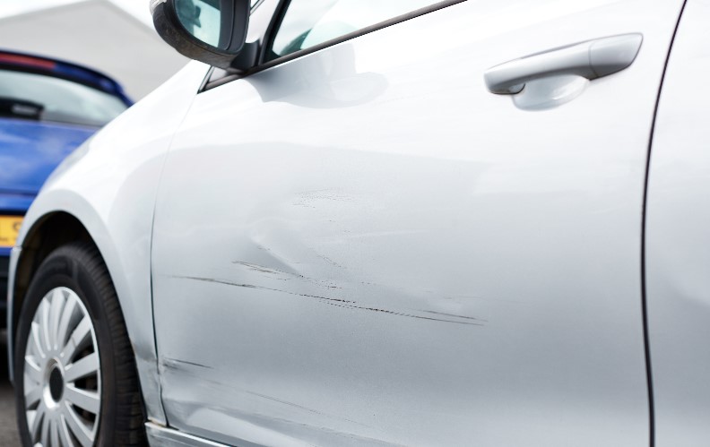 Car Scretch and Dent Repair